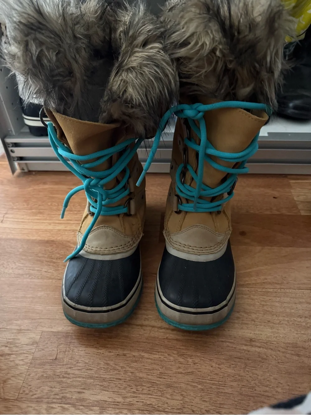 Sorel Tan & Black Winter Boots with Teal Laces and Faux Fur Cuff
